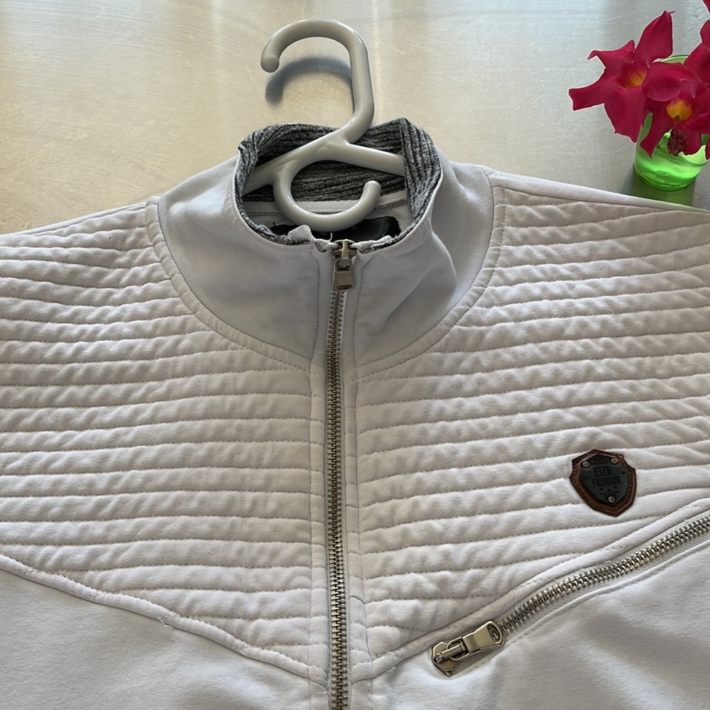 White Zip up! - Picture 3 of 5